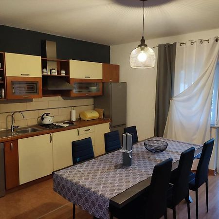 Apartment Cengo Kastela Exterior photo