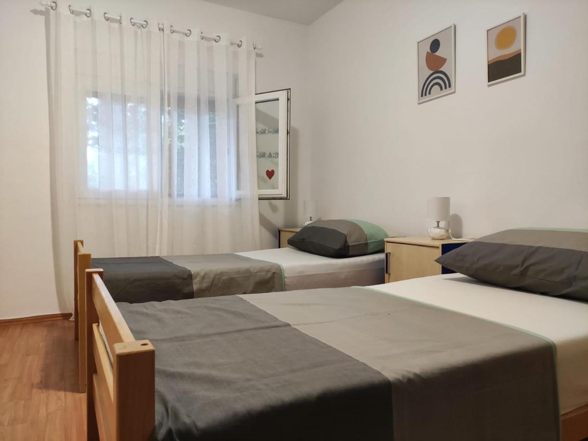 Apartment Cengo Kastela Exterior photo